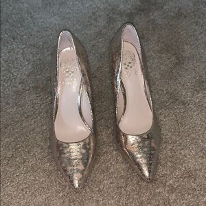 Vince camuto size 7